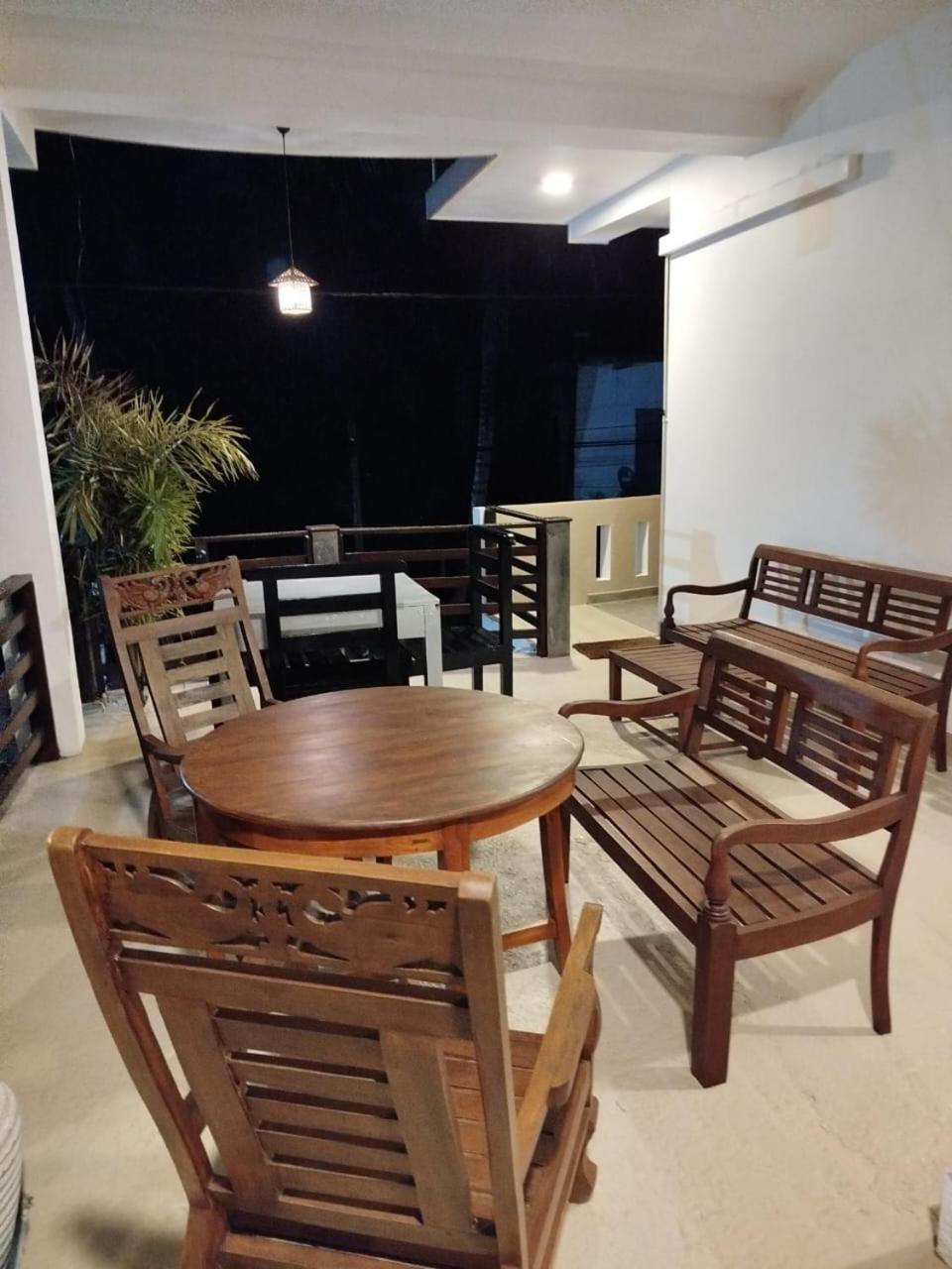 Siyon Yula - Guest House Hikkaduwa Eksteriør billede